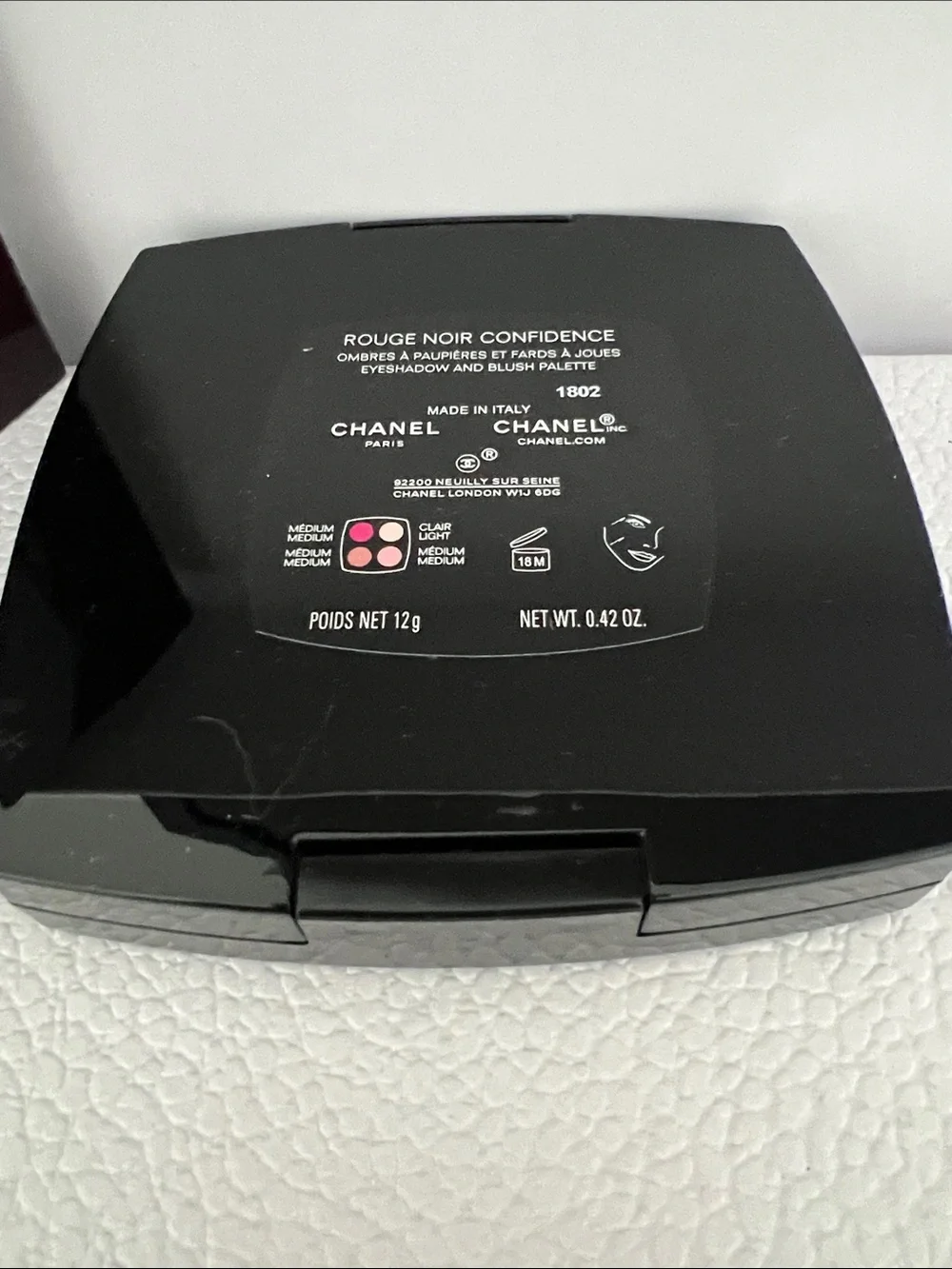 CHANEL Rouge Noir Confidence Eyeshadow & Blush Palette - Limited Edition